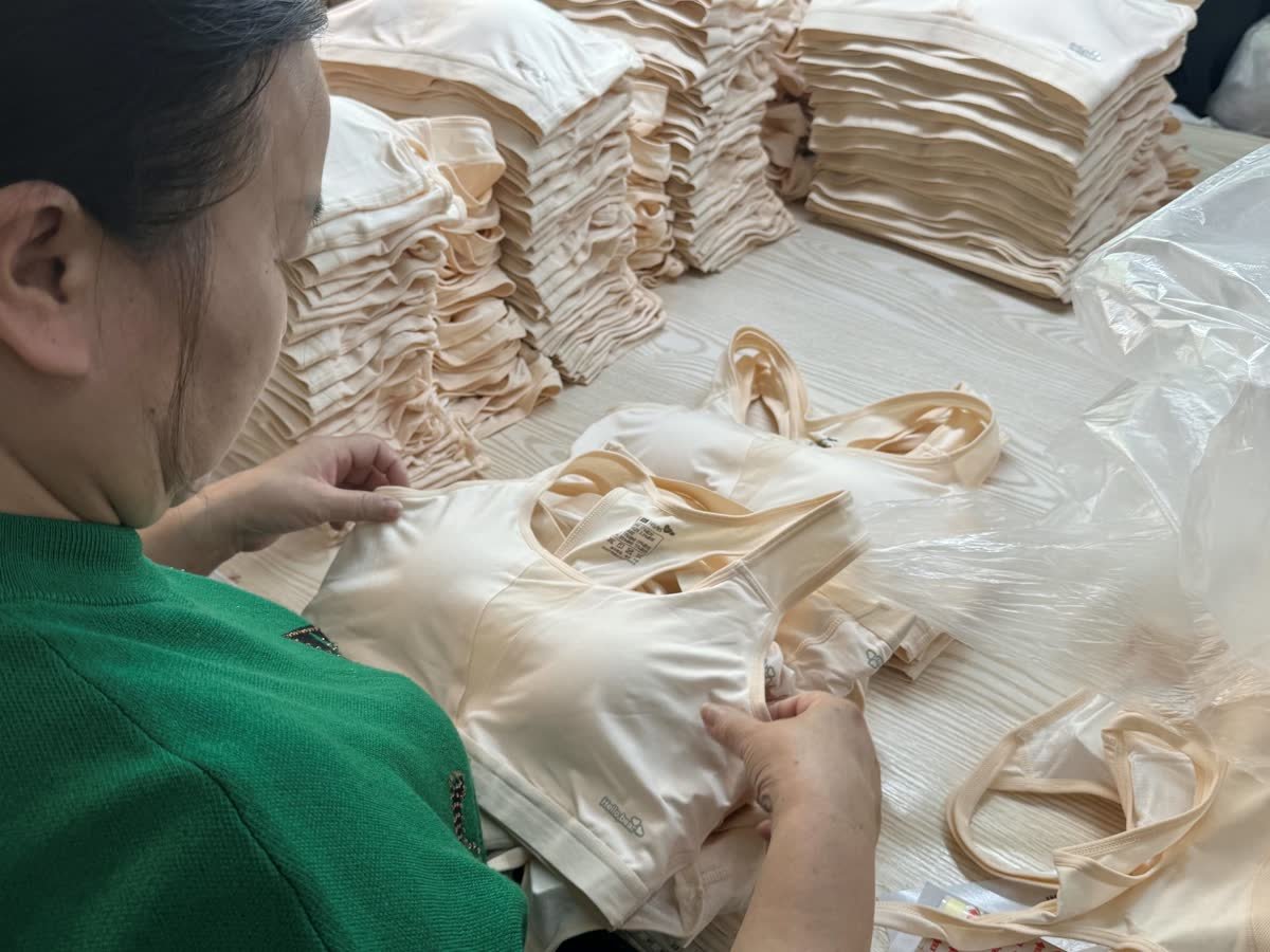 Finished garment inspection for in-house quality control
