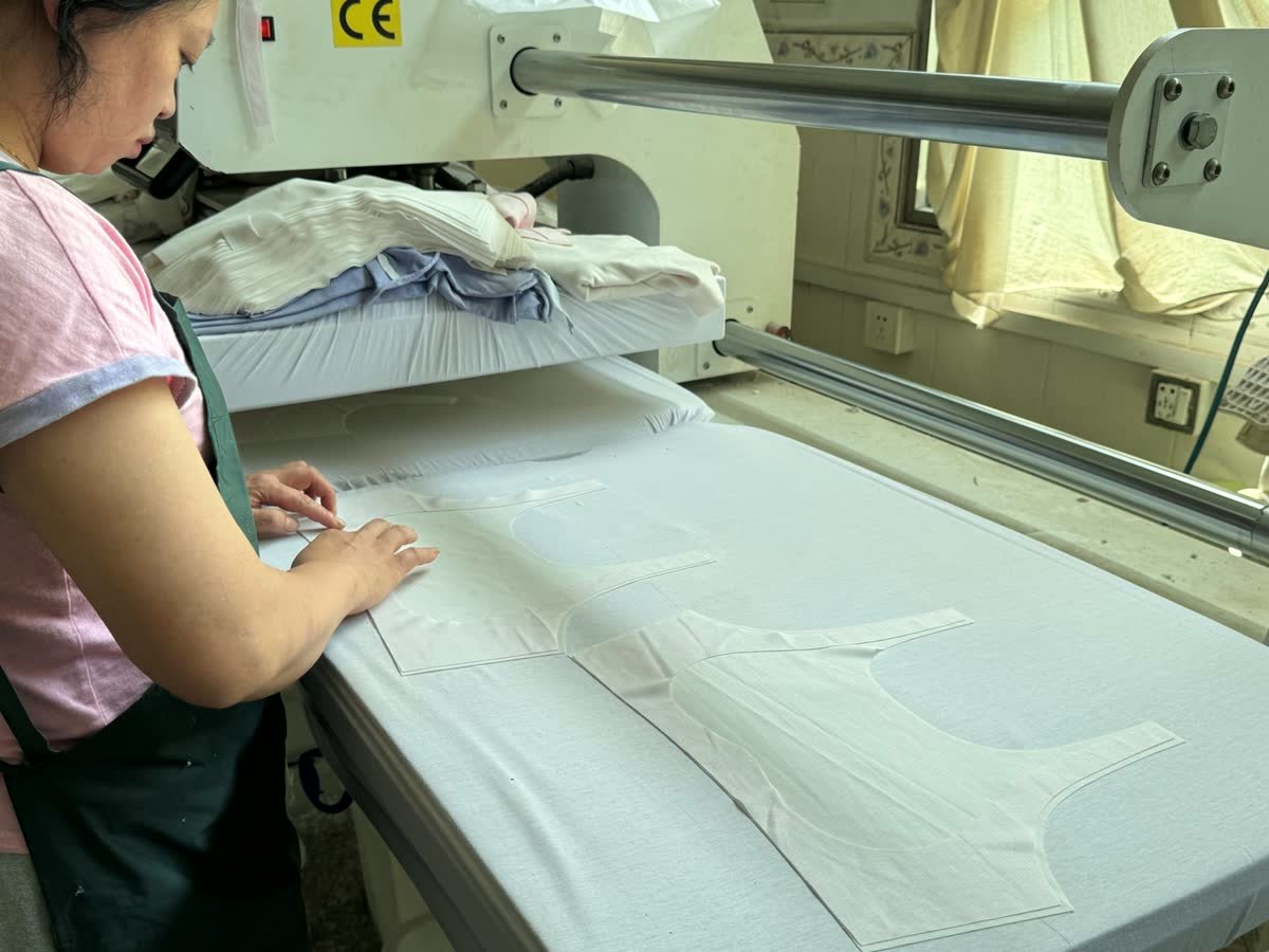 Heat press workflow for seamless intimate apparel production